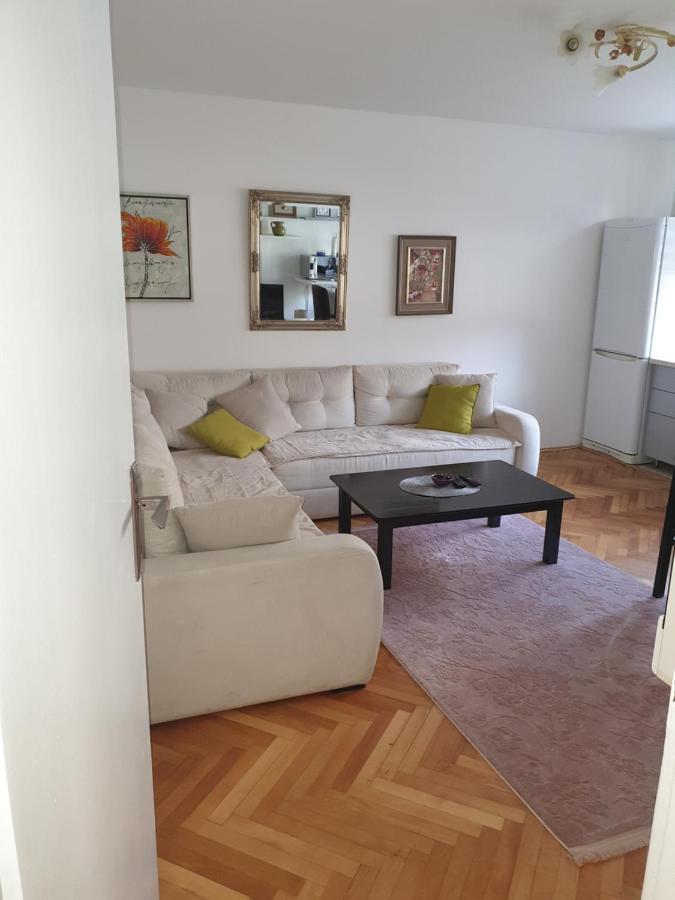 Apartman Oli ซาราเยโว ภายนอก รูปภาพ